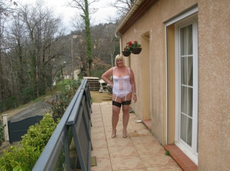fat granny bbc beautiful naked photos