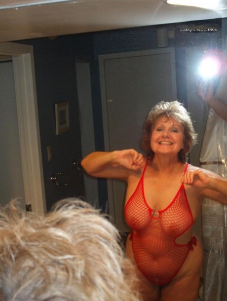 fat girls in sexy lingerie top photos