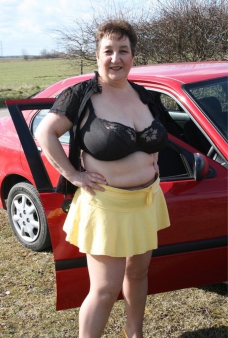 viola bailey curvy teen babe sex photo