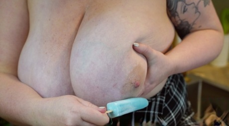 bbw dildo blowjob tease free porn pics
