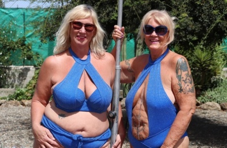 sl sexy chubby babe show body hot porn galleries
