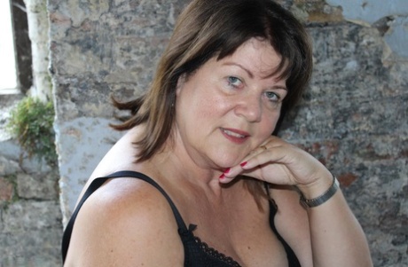 mischievous floosy chokes on fat meat rocket hot image