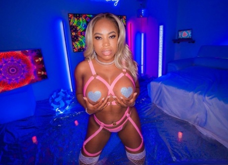 how do fat people have sex hot naked photos