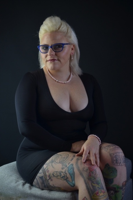casting curvy cheating hot sexy photos