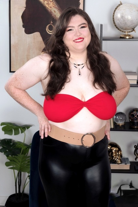 thick white slut creampie nude img