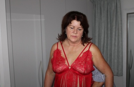 bbw wrestling man free sexy pictures