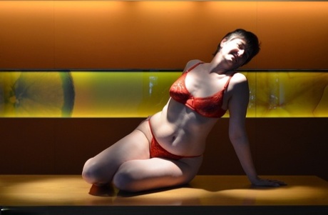 kerry marie voluptuous sorted luscious hot photos