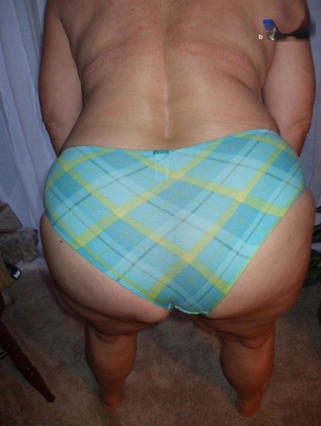 curvy milf doing nasty things adult archive