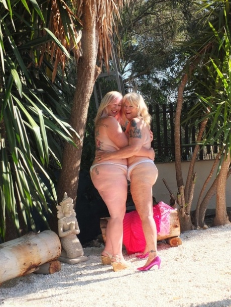 thick college pawg takes dick for tuition erotic galleries