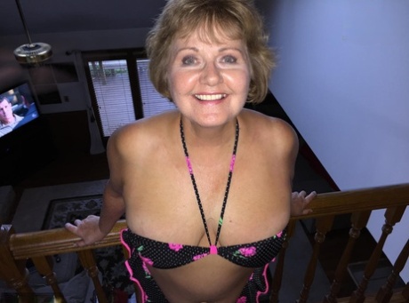 curvy black babes nude pictures