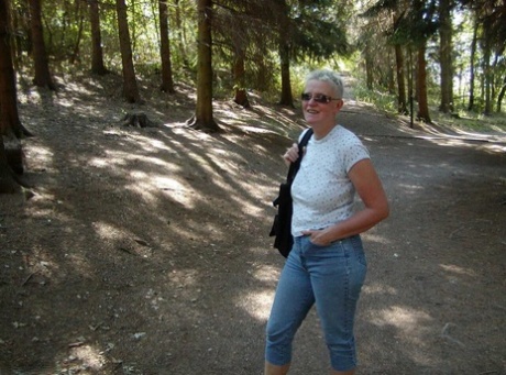fat women rideing cock naked archive