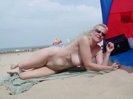 beatrice jolie timide fat tits art naked photo