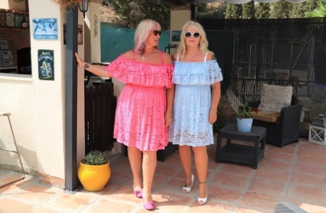 slutty fat woman shows big body and fucks well with hot fellow pornos pic