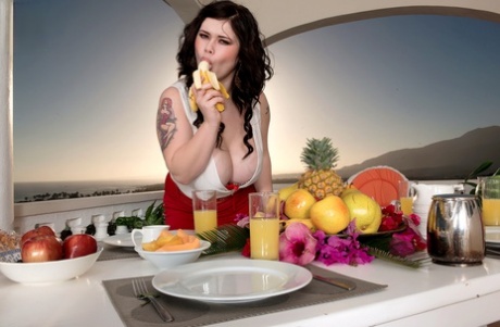 sexy chubby girl getting dicked hard exclusive pictures