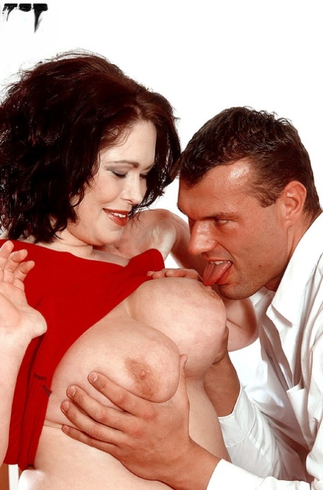 thick female monster free porn photo