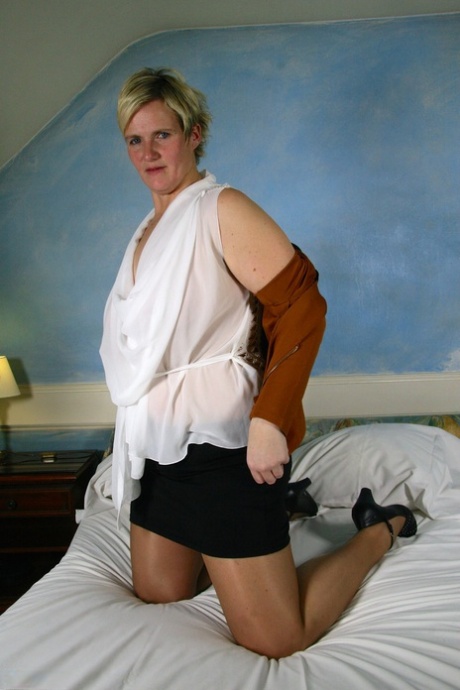 bbw pegging guy and blows his ass best pegging sexy photo