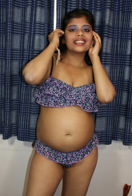 thick latina women porn photos