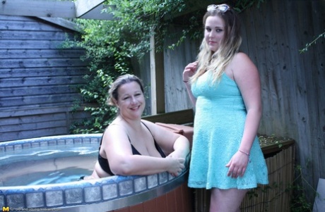 thick squirting free sex pics