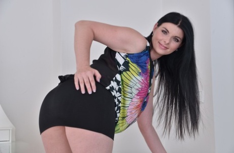chubby girl with big ttits sexy nude gallery