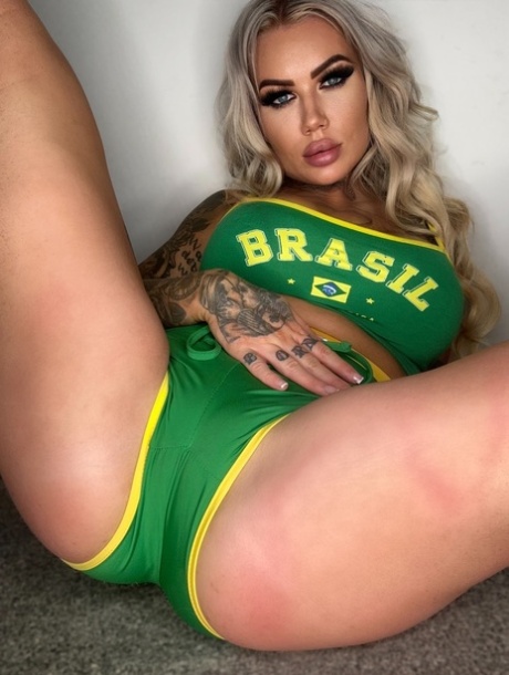 cut bbw free naked photo