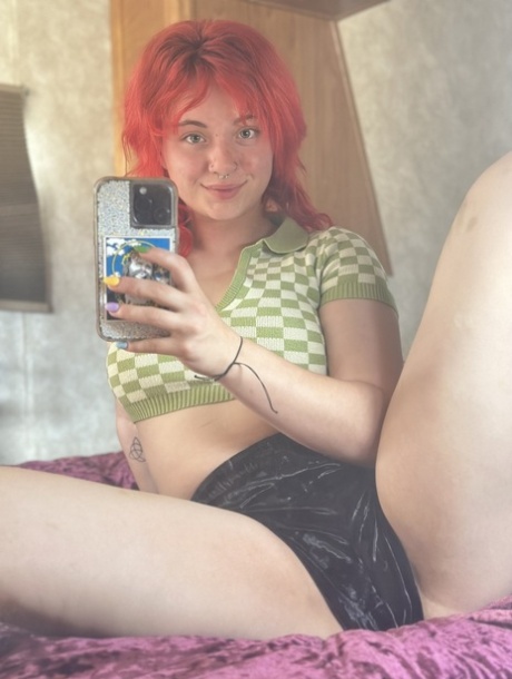 thick amateur showing tight asshole on cam free porn photos