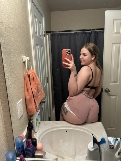 thick shit hot porn picture