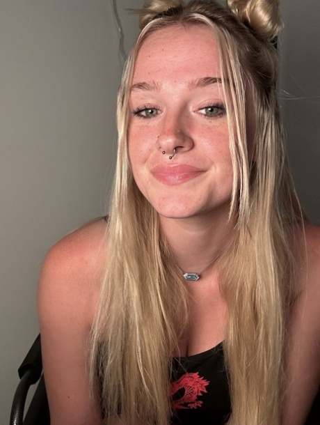 nasty chubby babe gets cum on tits xxx archive