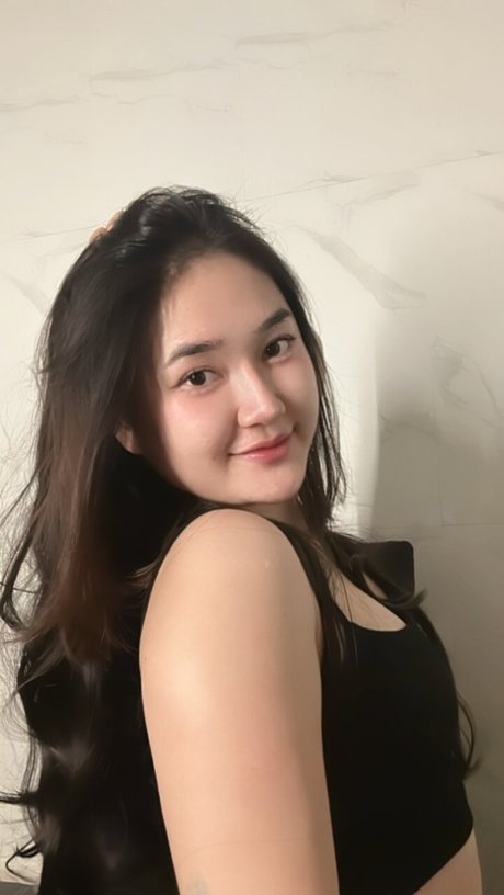 thick thighs sister sexy nudes image