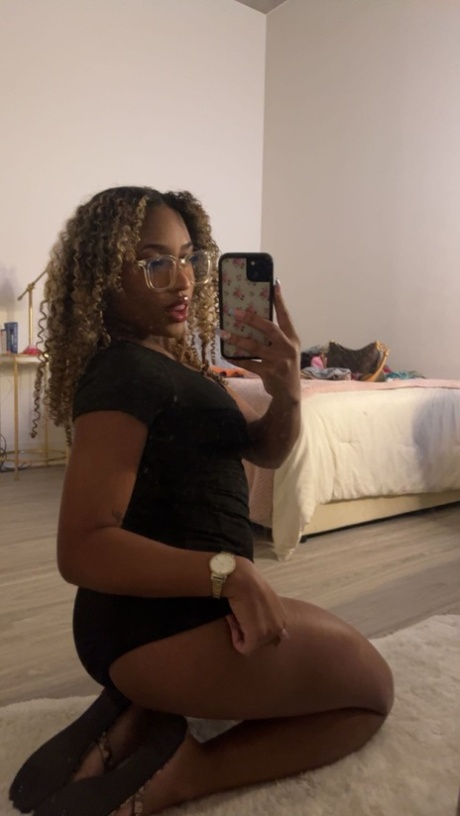 thick hard cock nude galleries
