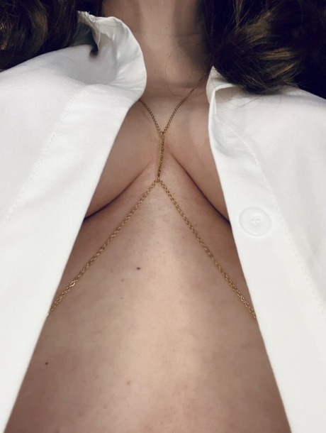 this thick slut fucking me while with he bf free xxx image