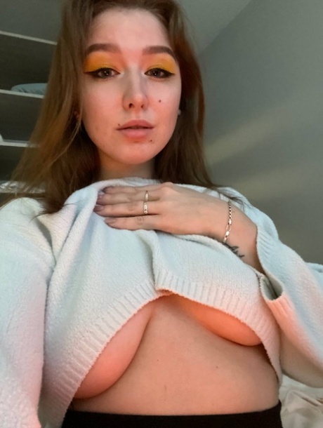 chubby girls in swim suits hot sexy picture