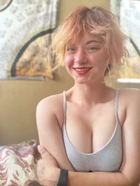 masturbating fat assed whore pornos images