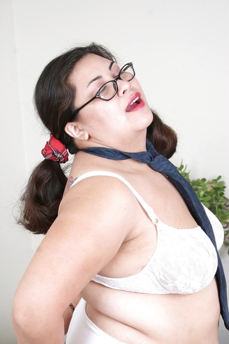 fat ass granny solo free nude archive