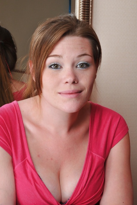 bbw seduces hot naked images