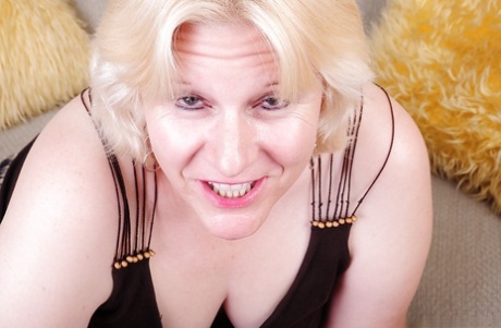 bbw sister caption erotic pictures
