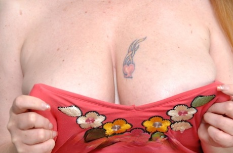 sexy curvy women over 30 pretty img