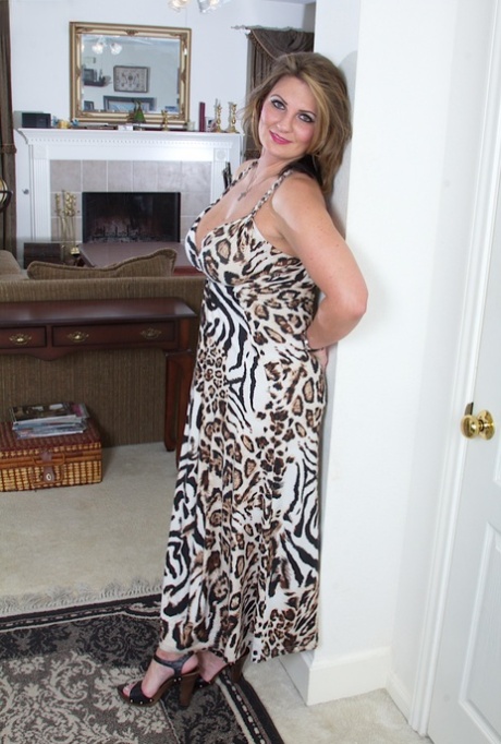 short tight dress big ass latina retro fuck picture hot nude pictures