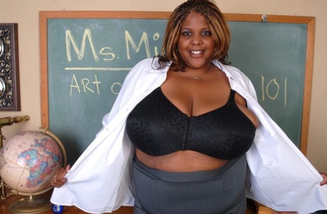 bbw baby oil free nude pic