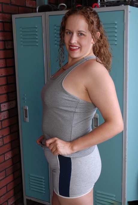 fat ass granny solo free nude archive