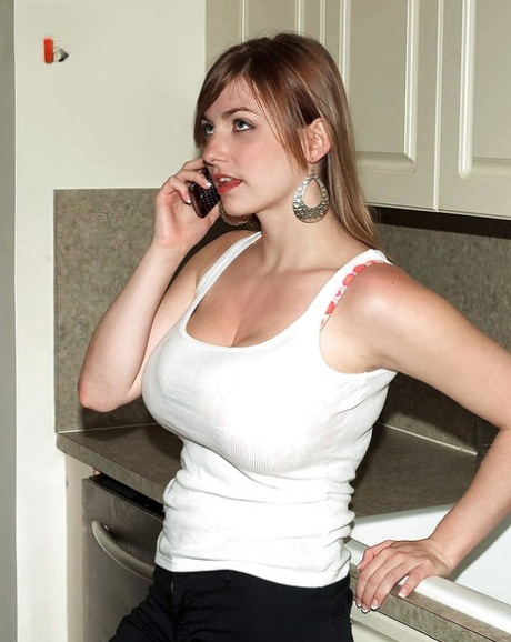 curvy latina cougar sexy nudes pic