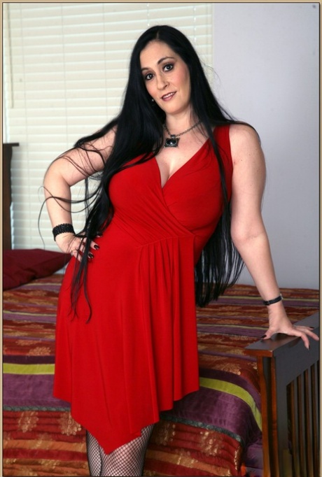 uk mature bbw art nude pic