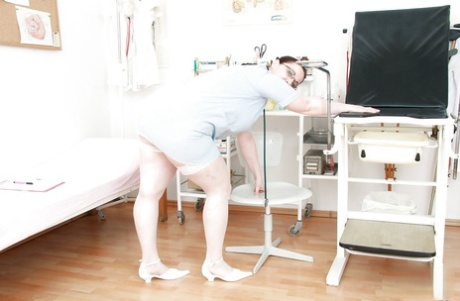 big fat ass girl live show on cam sexy nude picture