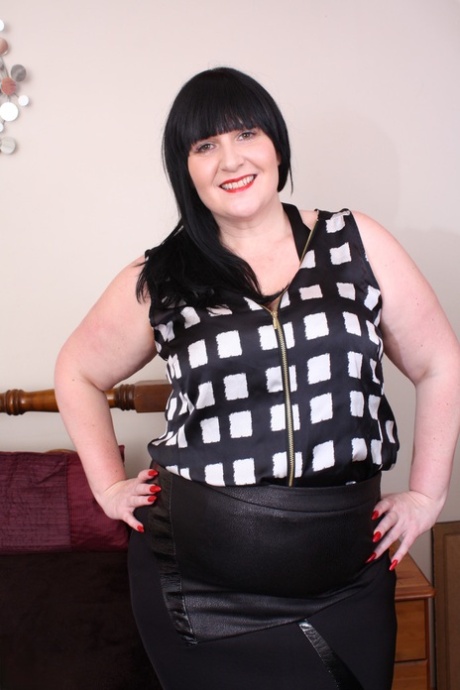 elektra goth bbw naked image