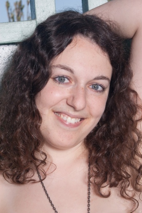 fat black girl solo art naked pictures
