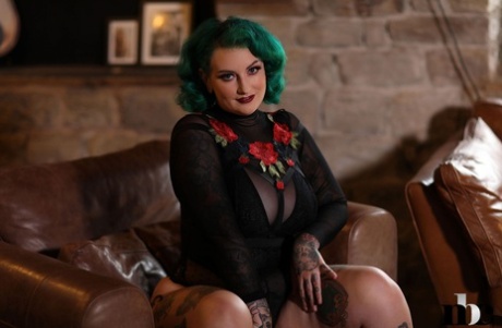 curvy teen gets creampie by huge cock hot xxx picture