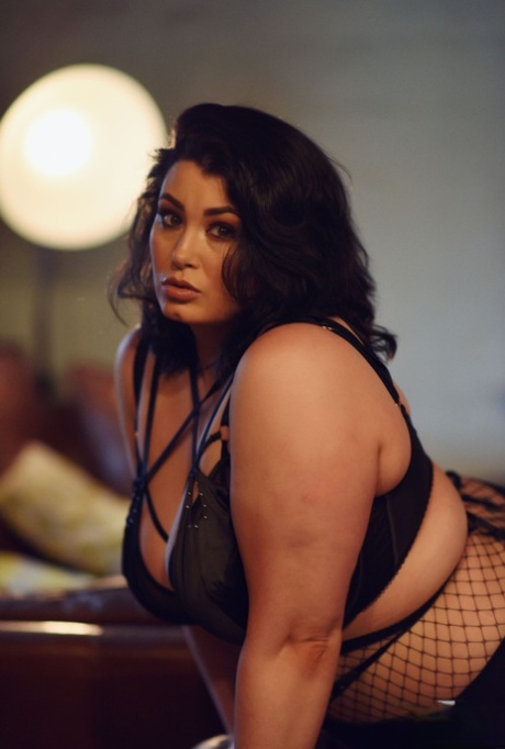 thick busty stepsis exclusive image