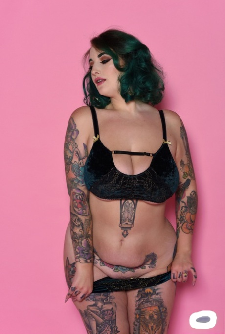 bbw claire fart erotic photo
