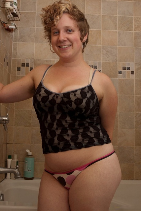 chubby wife threesome pics free sex photos