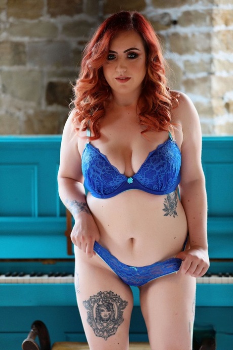 thick gang bang hot nude picture
