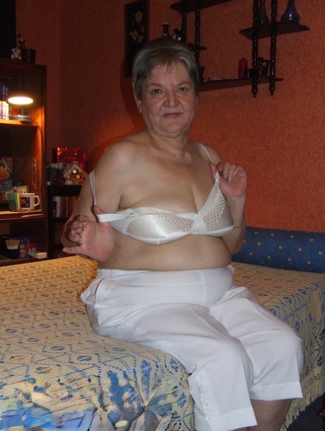 fantastic smothering session featuring big ass blonde top picture